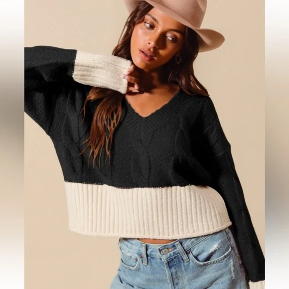 New with tags knit sweater size m - Picture 1 of 4